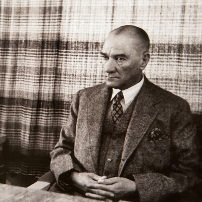 Atatürk'ü Samsun'da karşılayan kadın: Sakine