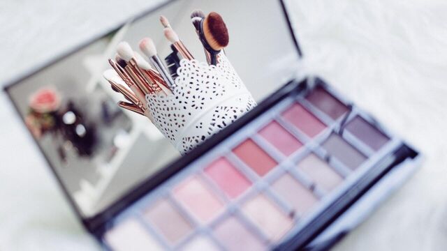 Burcunuzun favori makyaj malzemesi hangisi?