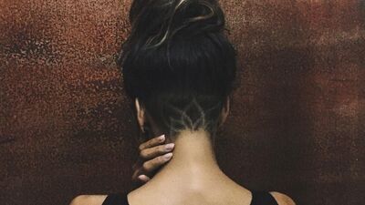 Bu yazın trendi: Undercut dövme
