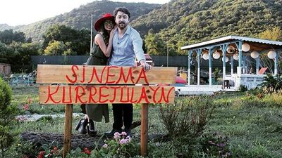 Kurretülayn Matur kimdir? Instagram'da neler paylaşıyor?