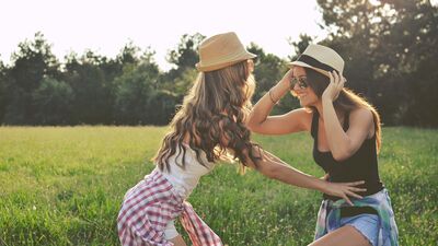 En yakın arkadaşınız başka bir şehirde mi?