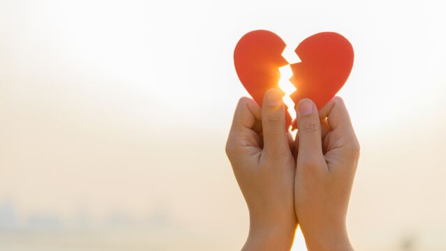 Eski sevgiliyle arkadaş kalmak mümkün mü?