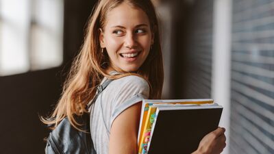 Çocuğu üniversiteye başlayacakların bilmesi gereken 10 şey