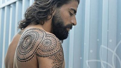 Erkeklerin yeni trendi: Menna