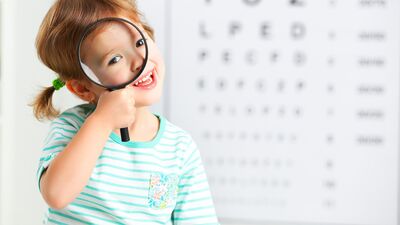 Göz problemleri okul başarısını düşürüyor