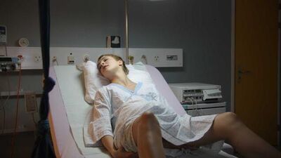 Bu prosedürler doğumda travmaya sebep oluyor