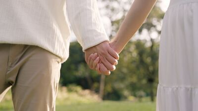  Onu sevdiğimi nasıl hissettirebilirim?