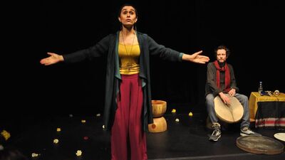 Sözcüklerle resim çizen masal perisi