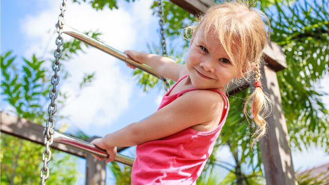 Mutlu çocuklar yetiştirirken...