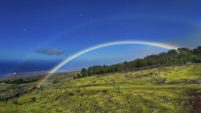 Hiç gece gökkuşağı olur mu demeyin!