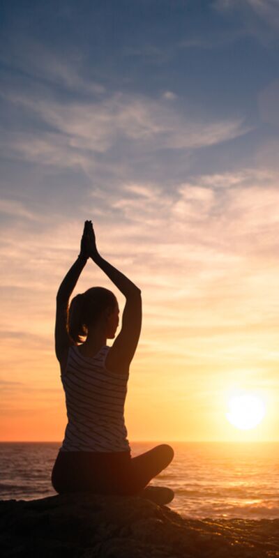 Sabahları yoga yapmak için 14 harika neden