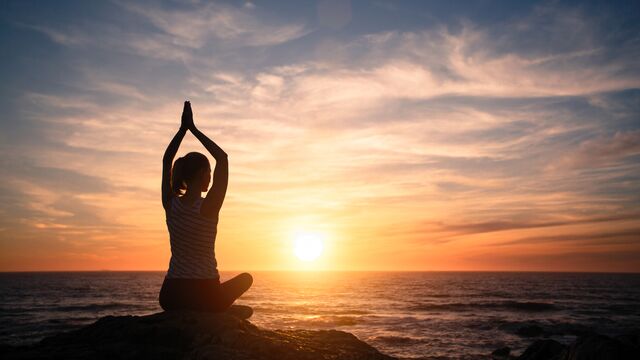 Sabahları yoga yapmak için 14 harika neden