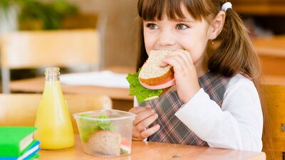 Okul çocuklarında beslenme nasıl olmalı?