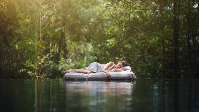 Mükemmel saçlarla uyanmanın 10 yolu