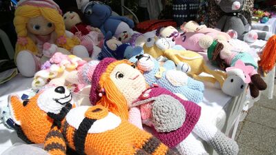 Kadıköylü kadınlardan el emeği göz nuru dükkan