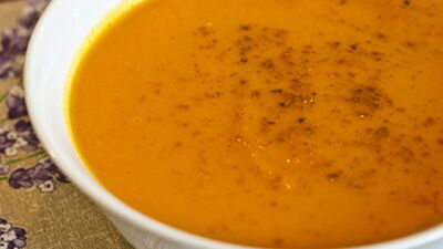 Tatlı patatesli havuç çorbası
