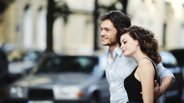 İsmini söyle aşkı bulma şansını söyleyeyim!