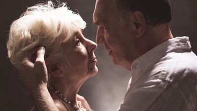 Ne erkeklik ne de kadınlık bitmez!