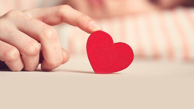 Partnerinizin mutsuz olduğunu gösteren 10 ipucu