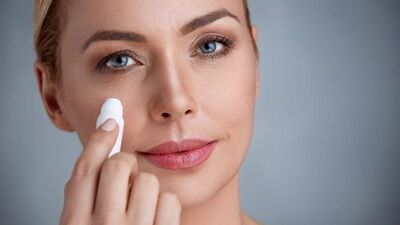 Gözaltı morlukları için uzmandan tavsiyeler