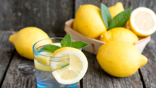 En faydalı limonlu su tarifi