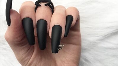 Trend alarmı: Tırnak piercing