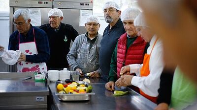 Yaşlılara özel üniversite!