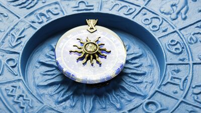 Ay, Boğa burcunda dolaşıyor