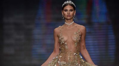 Gelinliklerde transparan modası