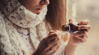 Öksürük nöbetlerinin nedeni geniz akıntısı olabilir