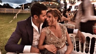 Ünlü çiftlerin Sevgililer Günü paylaşımları