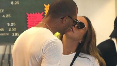 Jeremy Meeks karısını aldatıyor