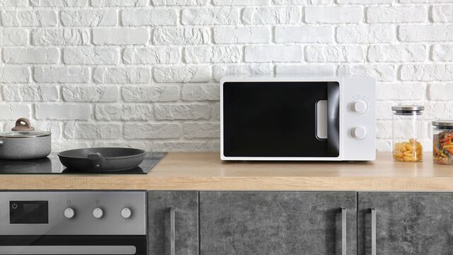 Mikrodalga fırını temizlemenin kolay ve hızlı yolu