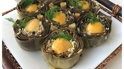 Zeytinyağlı enginar dolması