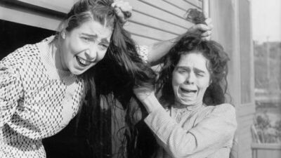 Görümcemden çok sıkıldım