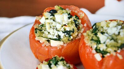 Ispanaklı domates dolması