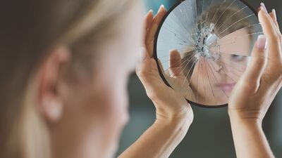 Bipolar bozukluk kadın erkek ayırmıyor