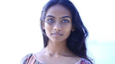 Ünlü model intihar etti