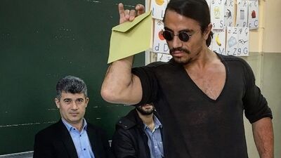 Ünlüler sandıkta!