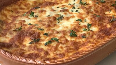 Üç peynirli ve kremalı fırında patates