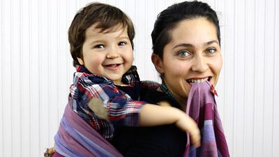 Anne kucağının en konforlu hali: Babywearing