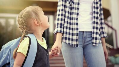 Çocuğunuzu gülümseyerek karşılayın!