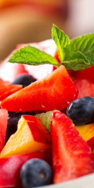 Karpuz soslu meyve salatası