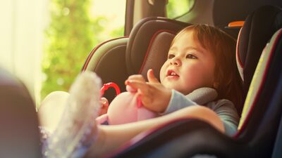 Bebekle rahat seyahatin püf noktaları