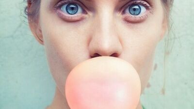 Eğer bir parça sakız yutarsanız...