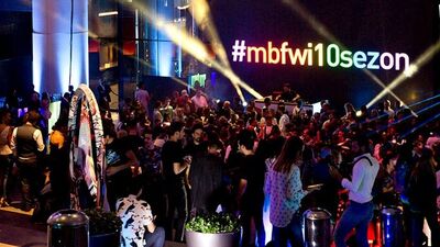 Mercedes-Benz Fashion Week 1.günü tamamlandı