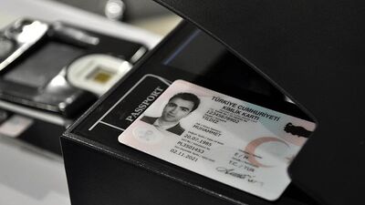 Yeni kimliklerinizi aldınız mı?