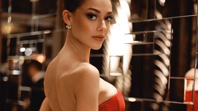 Dilan Çiçek Deniz Instagram&#039;da neler paylaşıyor?