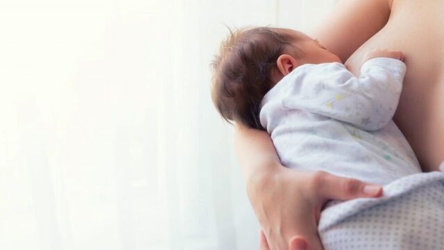 Grip olan annelere 7 emzirme kuralı