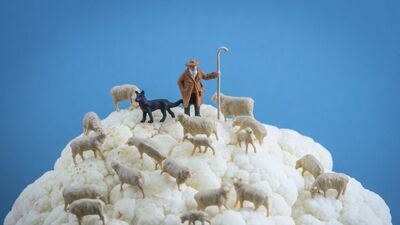 Küçük objelerden yeni bir dünya yaratmak